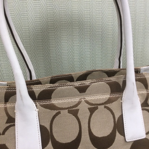Vintage Coach Hand Bag(Madeline Tote in Signature fabric) - Picture 4 of 9
